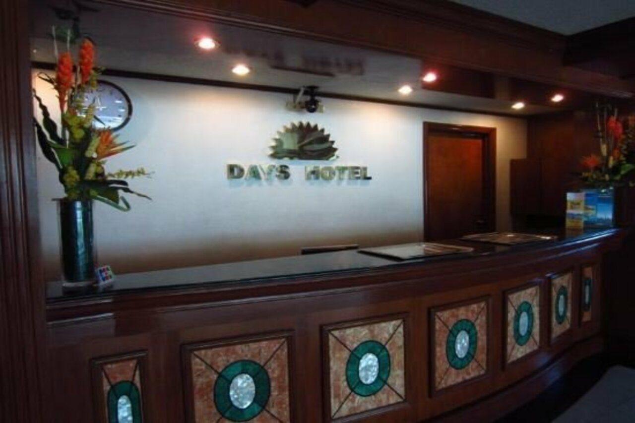Days Hotel Mactan Cebu Lapu-Lapu City Exterior photo