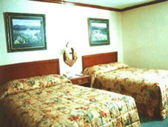 Days Hotel Mactan Cebu Lapu-Lapu City Exterior photo